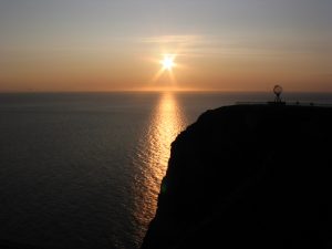 midnight-sun-from-the-north-cape